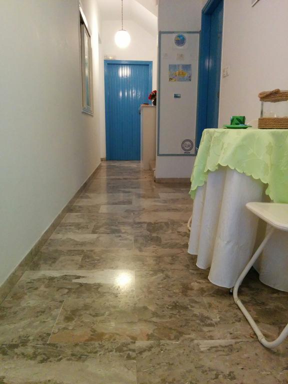 Panos Studios Poros Town エクステリア 写真